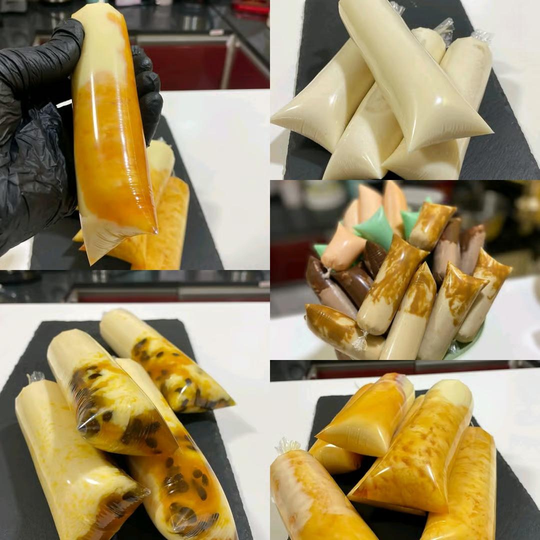 Yaourts et glaces en sachets pour explorer plusieurs présentations.
