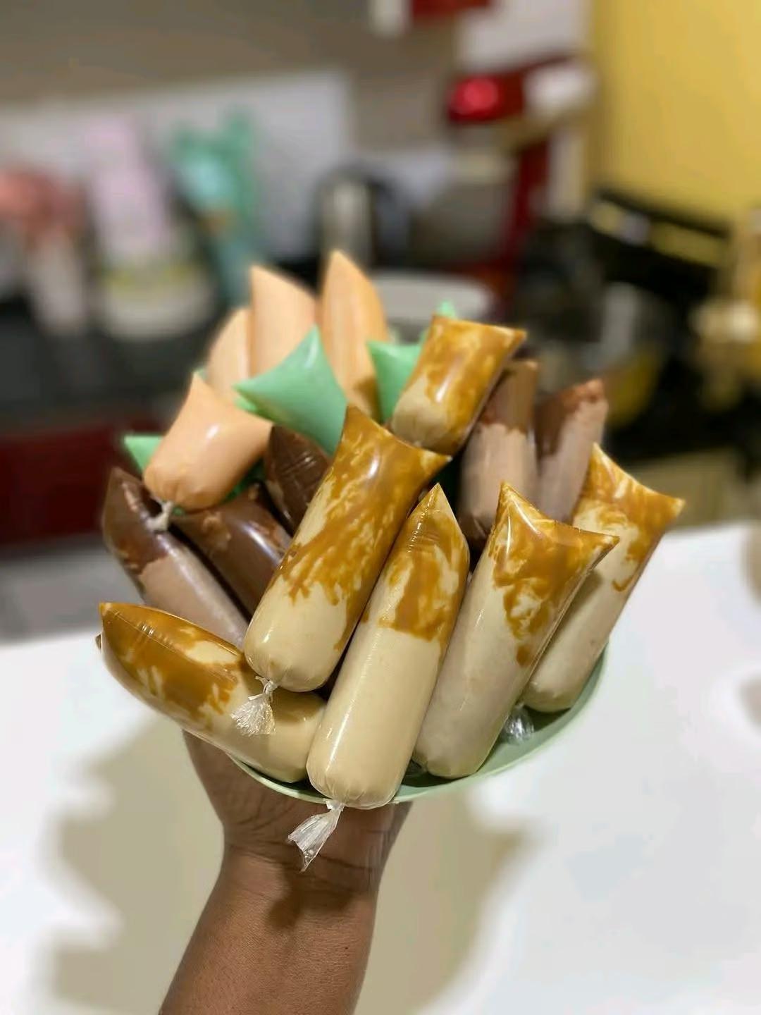 Les glaces en sachets : un exemple de présentation des préparations.